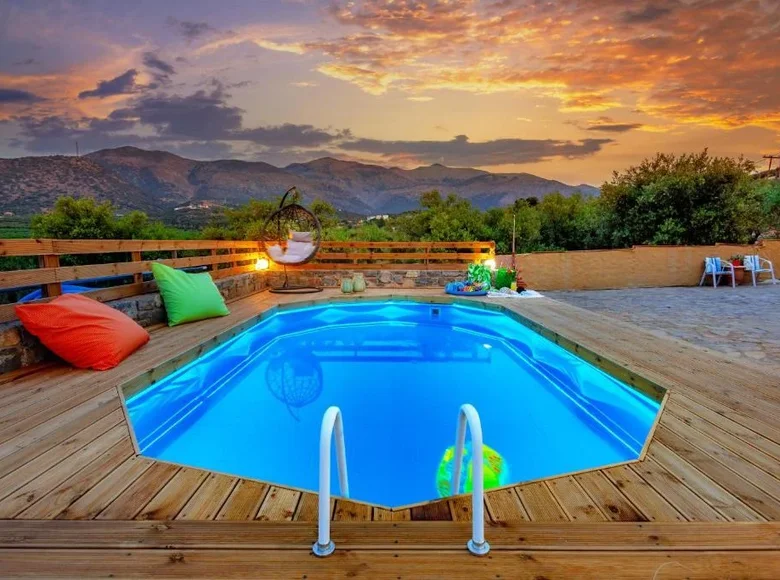 Stadthaus 11 zimmer 400 m² Provinz Agios Nikolaos, Griechenland