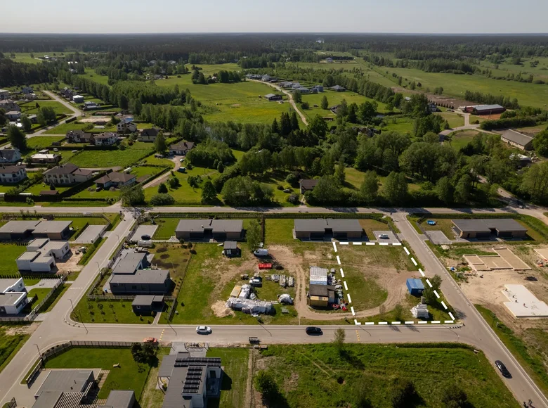 Grundstück 1 506 m² Dzilnuciems, Lettland