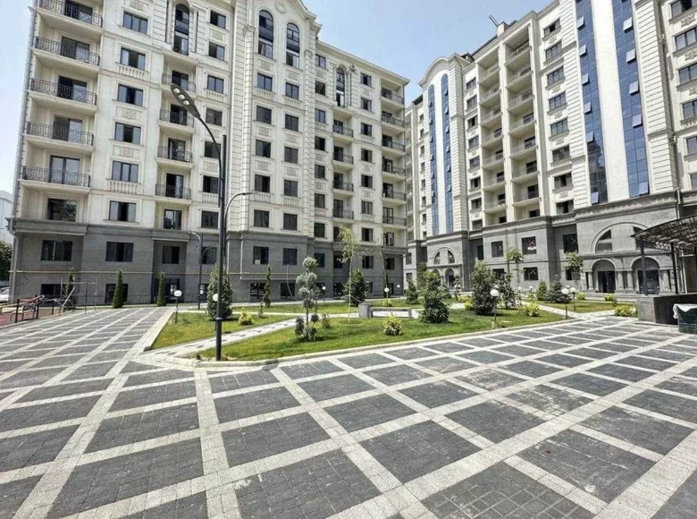 Квартира 3 комнаты 129 м² Ташкент, Узбекистан
