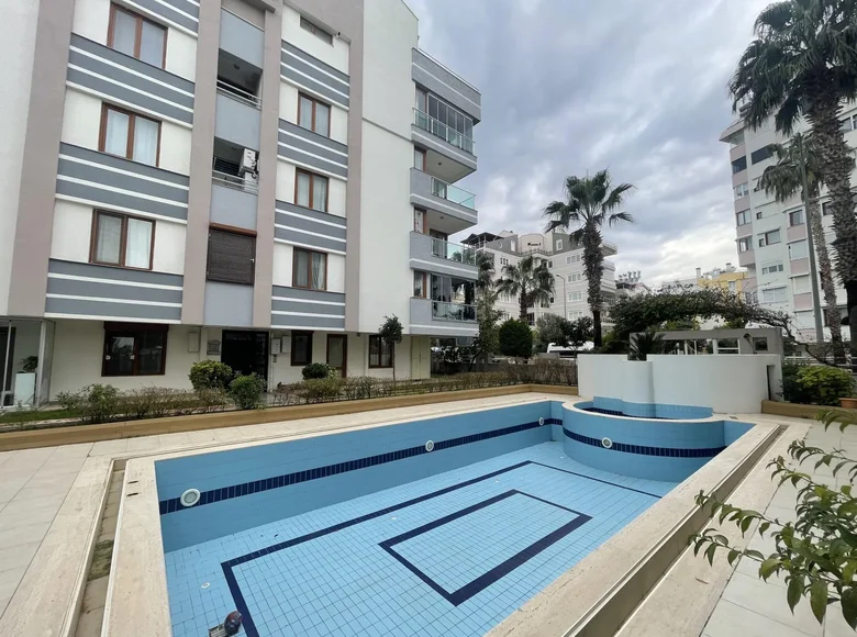 Appartement 3 chambres 90 m² Muratpasa, Turquie