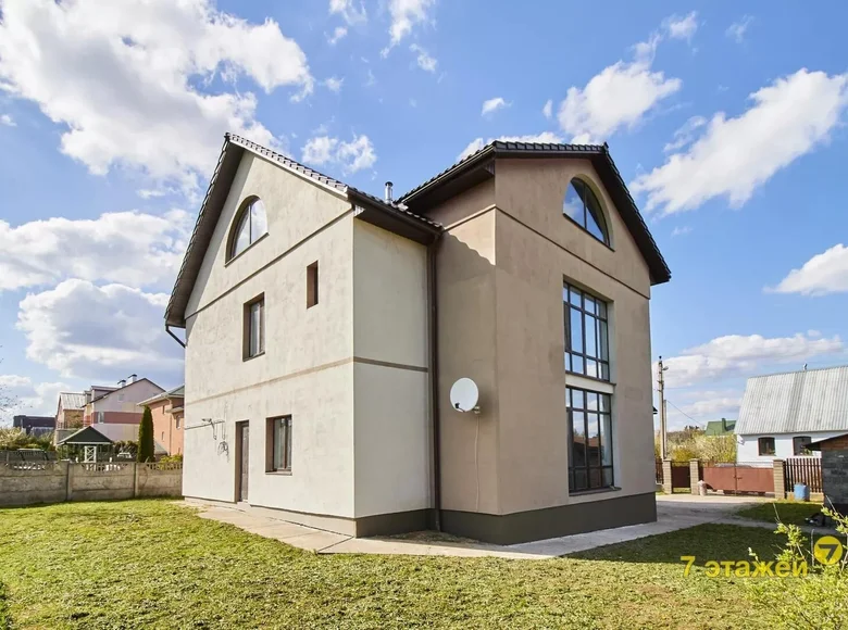 Haus 260 m² Chaciezyna, Weißrussland