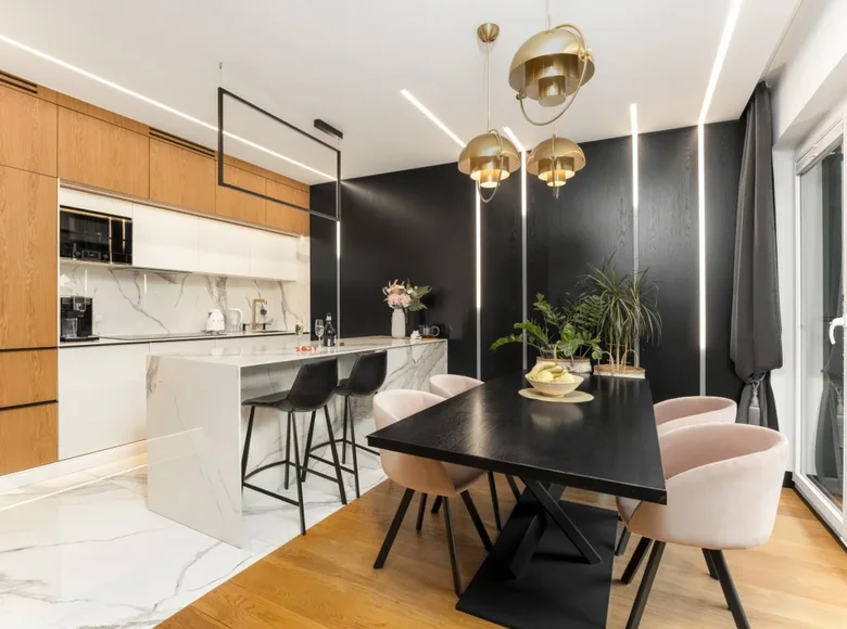 Квартира 6 комнат 165 м² Варшава, Польша