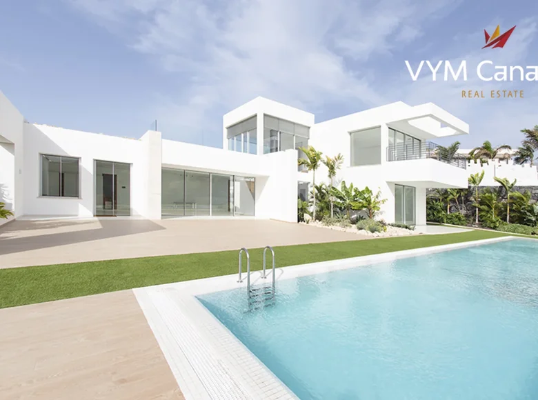 5 bedroom villa 405 m² Adeje, Spain