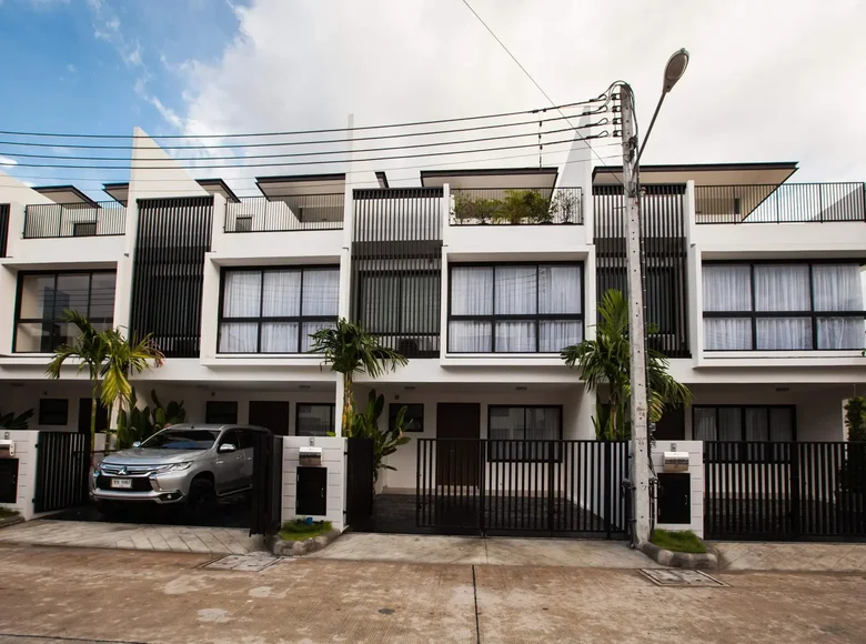 Adosado 3 habitaciones 192 m² Phuket, Tailandia