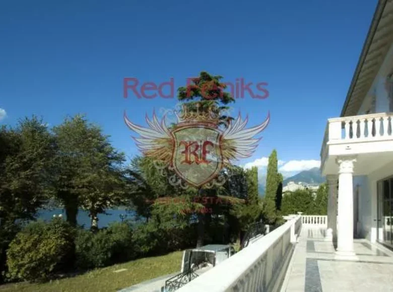 5 bedroom villa 700 m² Terni, Italy