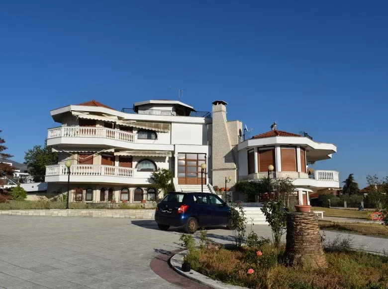9-Zimmer-Villa 1 000 m² Triade, Griechenland