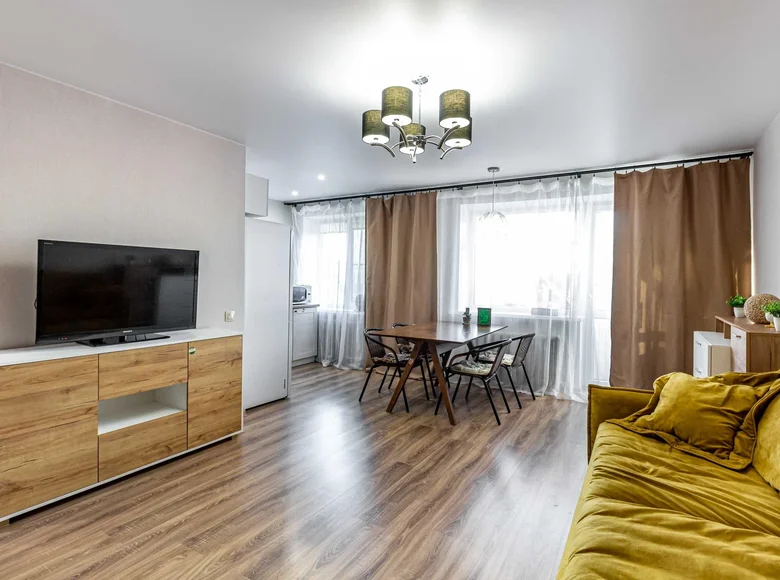 Mieszkanie 2 pokoi 45 m² Mińsk, Białoruś