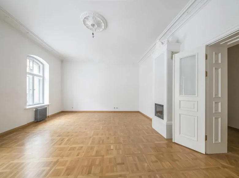 Mieszkanie 5 pokojów 128 m² Ryga, Łotwa