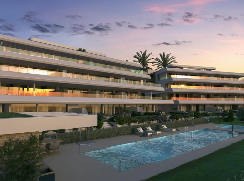 3 bedroom apartment  Estepona, Spain