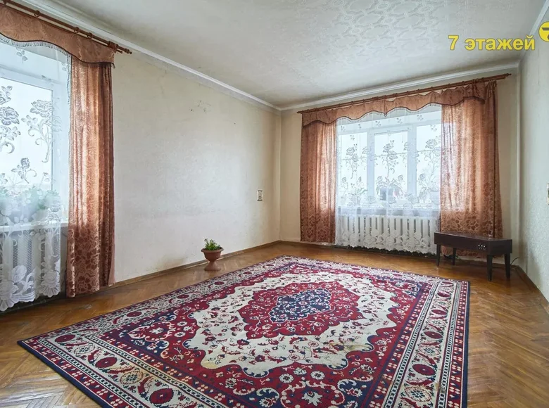 Квартира 3 комнаты 71 м² Червень, Беларусь