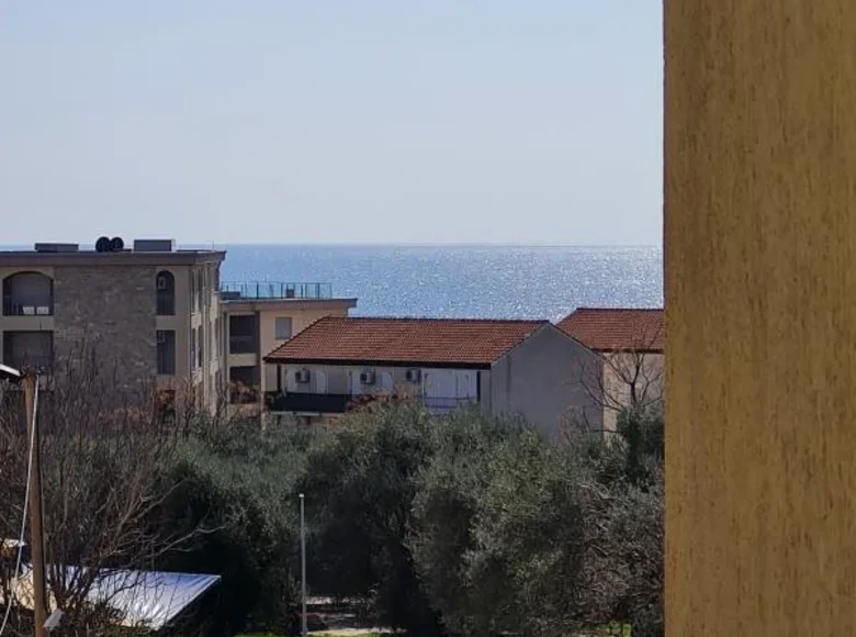 Mieszkanie 2 pokoi 47 m² Petrovac, Czarnogóra