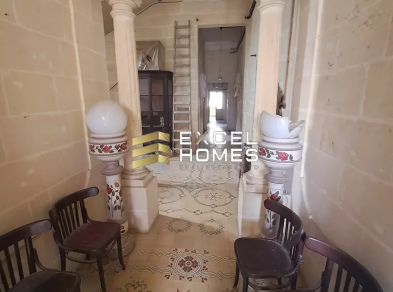 Townhouse 9 bedrooms  Qala, Malta