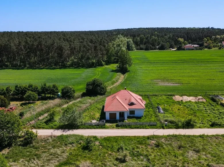 House 215 m² Radzewice, Poland