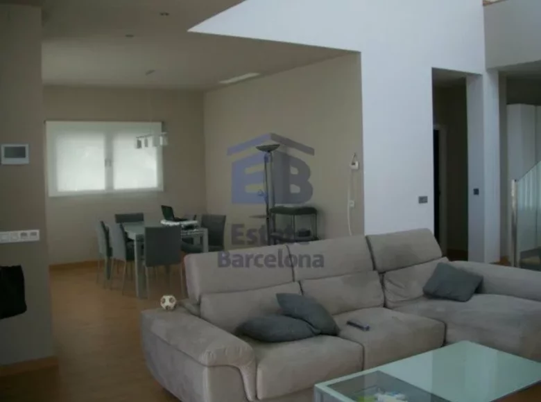3 bedroom house 496 m² Valencian Community, Spain