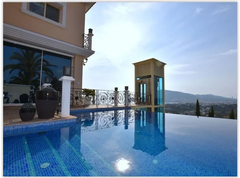 4 bedroom Villa 500 m² Altea, Spain