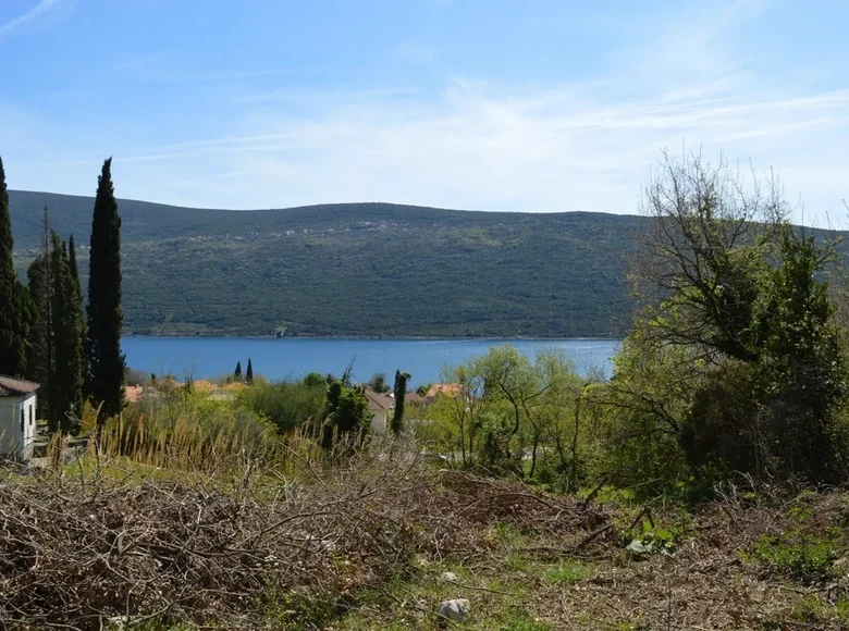 Land 1 145 m² Zelenika-Kuti, Montenegro