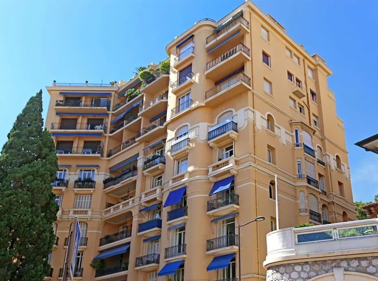 Mieszkanie 3 pokoi 272 m² Monako, Monako
