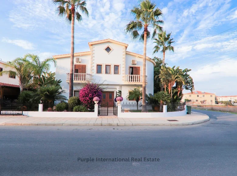 5 bedroom villa 300 m² Ayia Napa, Cyprus
