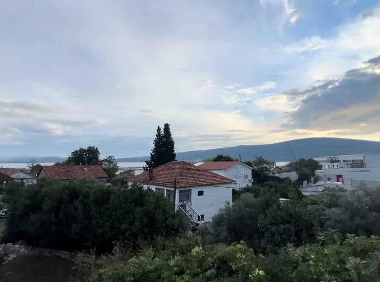 Квартира 10 спален 314 м² Биела, Черногория