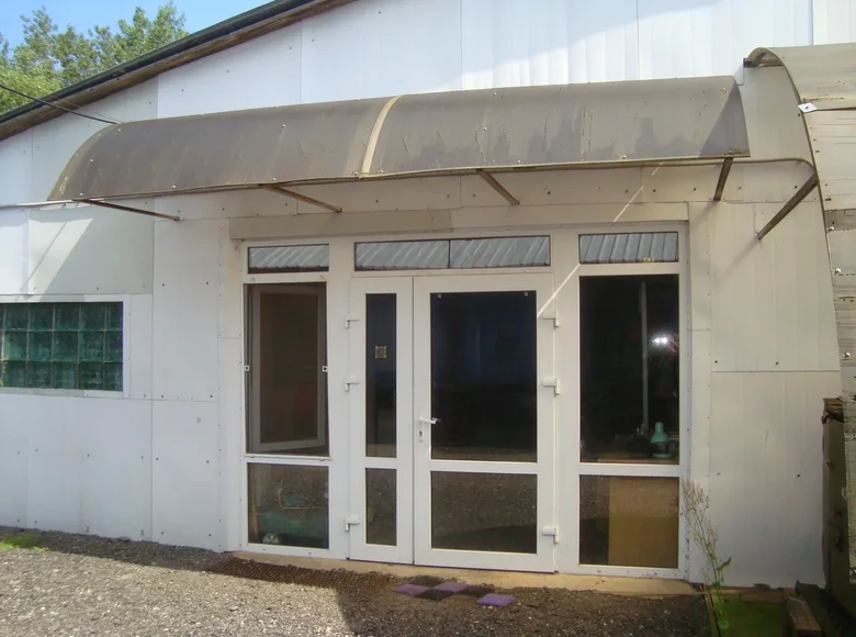 Propiedad comercial 209 m² en Pleshchanitsy, Belarús
