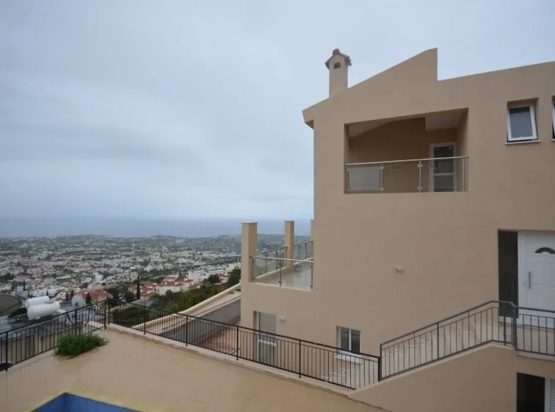 Casa 6 habitaciones 226 m² Peyia, Chipre