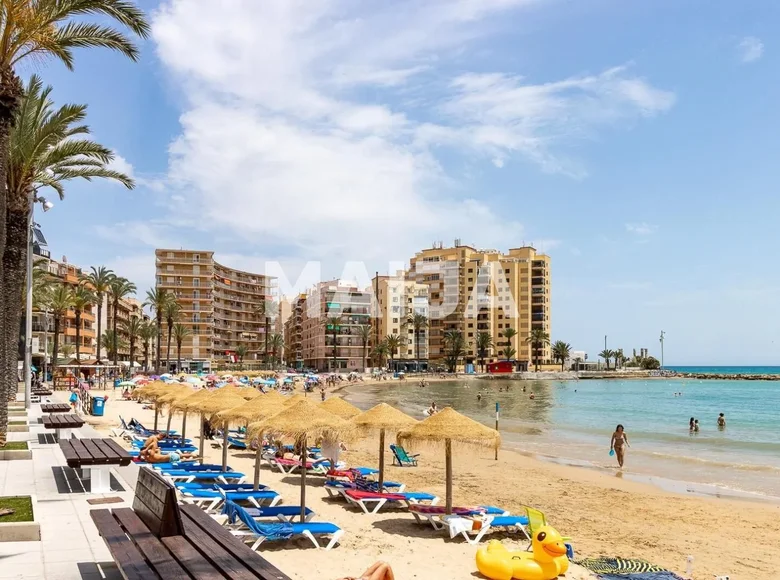 3 bedroom apartment 65 m² Torrevieja, Spain