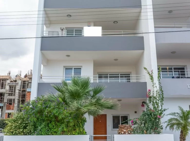 Apartamento 3 habitaciones 121 m² Larnaca, Chipre