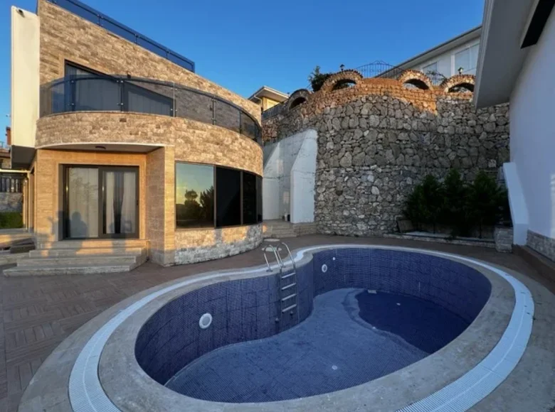 4 bedroom house 200 m² Mediterranean Region, Turkey