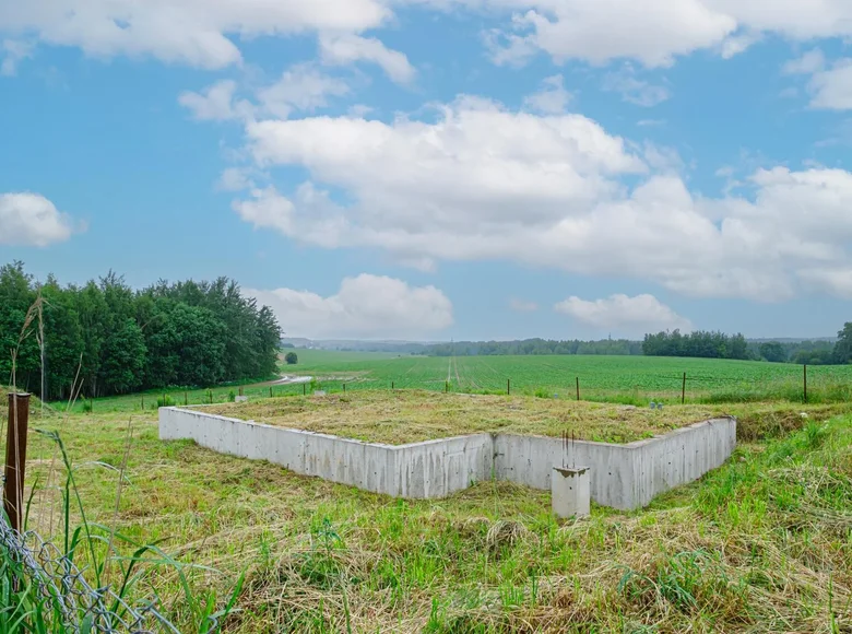 Grundstück  Saslauje, Belarus
