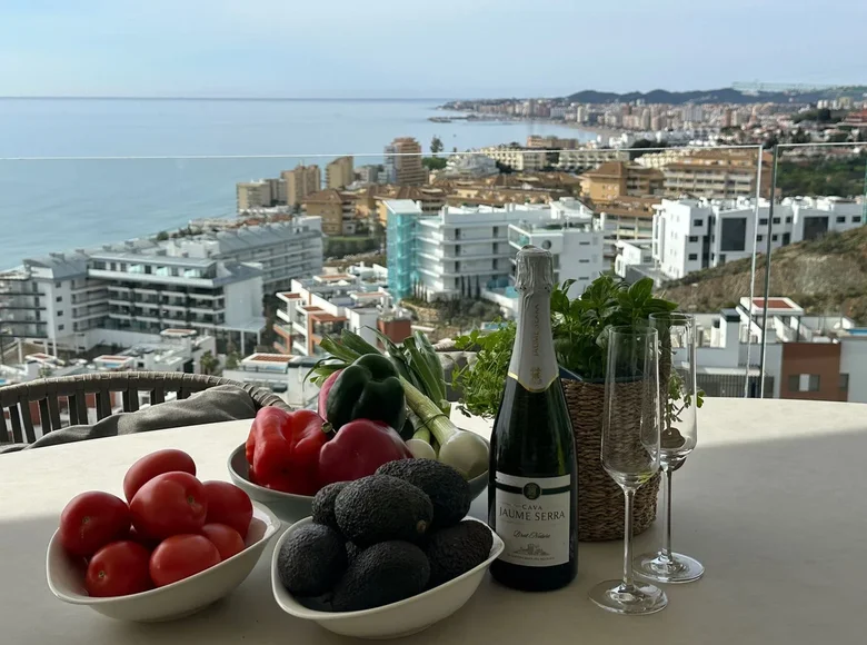 3 bedroom apartment 100 m² Fuengirola, Spain