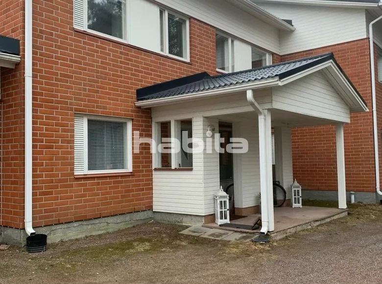 Mieszkanie 6 pokojów 180 m² Pyhtaeae, Finlandia