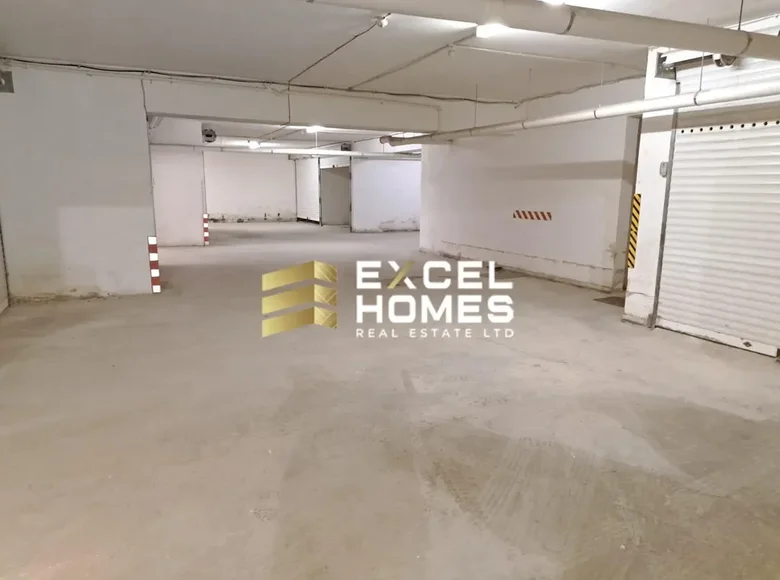 Propiedad comercial  en Swieqi, Malta