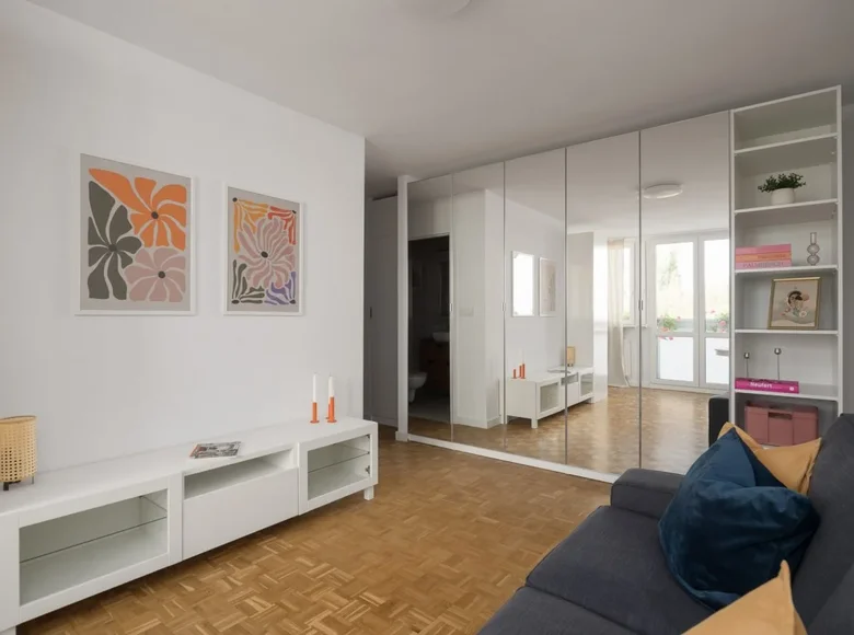 1 room apartment 25 m² Warsaw, Poland