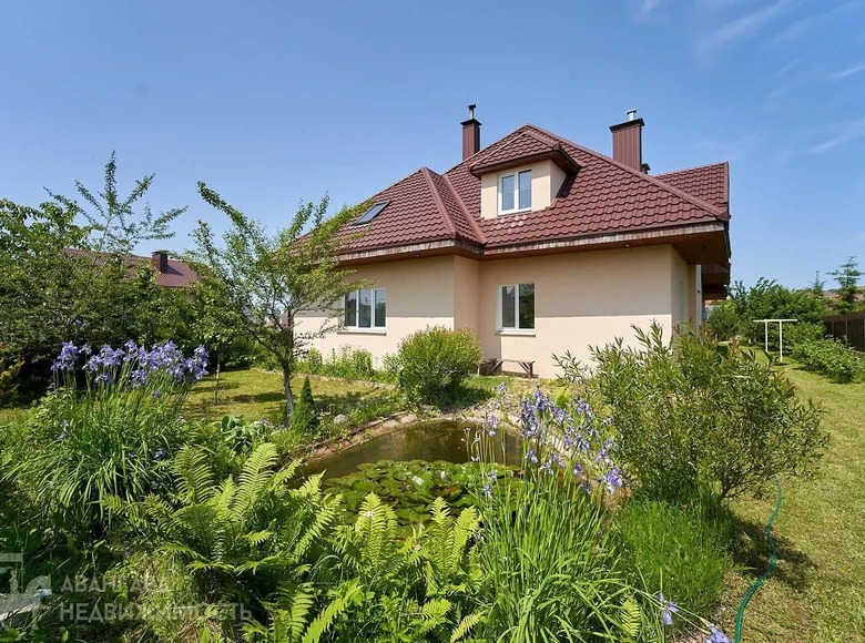 Casa de campo 340 m² Chaciezyna, Belarús
