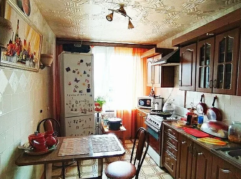 Квартира 4 комнаты 76 м² Барань, Беларусь