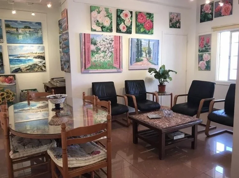 Casa 3 habitaciones 250 m² Larnaca, Chipre