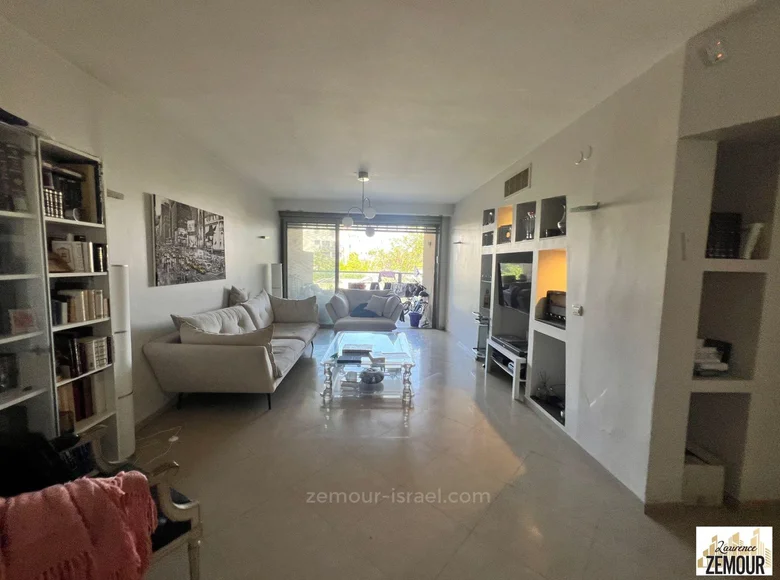 Квартира 1 комната 4 м² в Раанане, Израиль