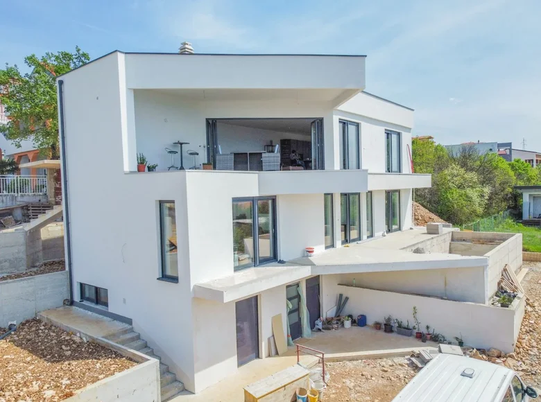 villa de 5 dormitorios 280 m² Crikvenica, Croacia