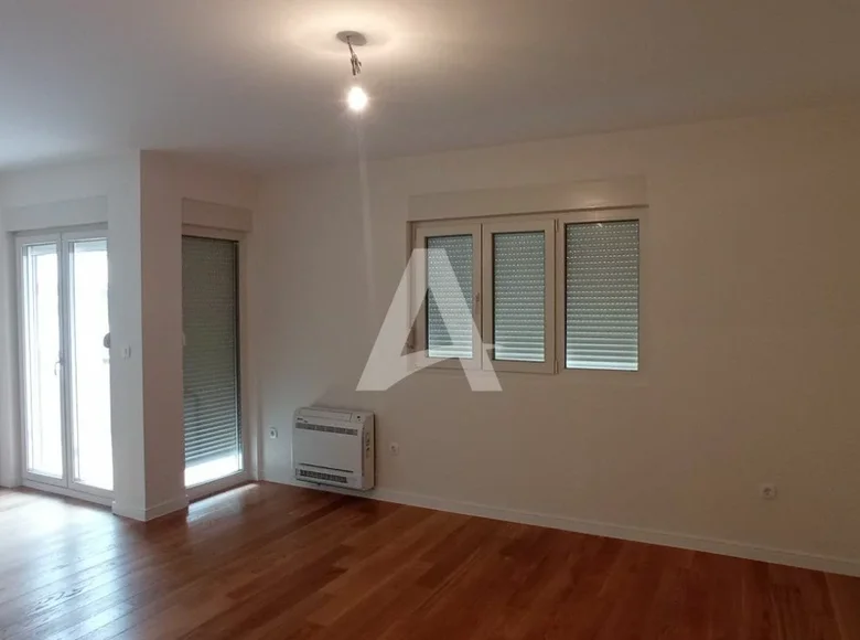 Apartamento 3 habitaciones 100 m² Podgorica, Montenegro