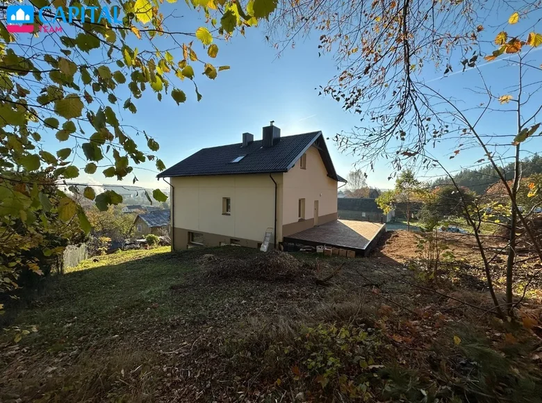 Casa 253 m² Grigiskes, Lituania