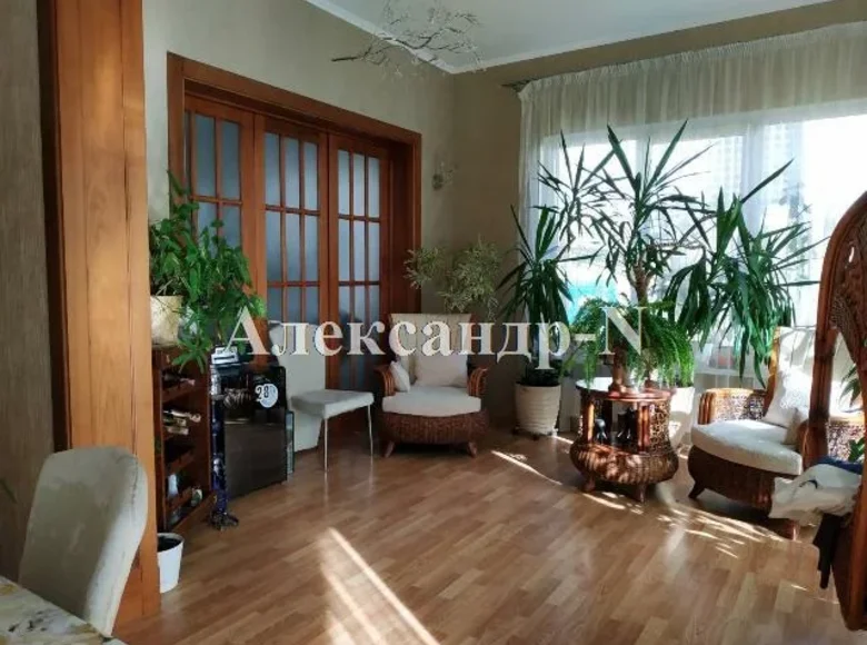 House 10 rooms 700 m² Sievierodonetsk, Ukraine