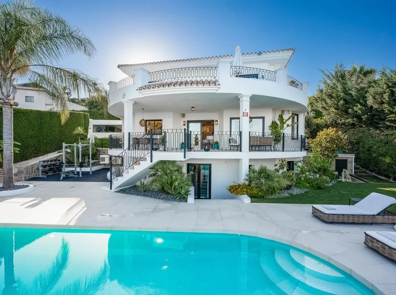 Dom 5 pokojów 303 m² Malaga, Hiszpania
