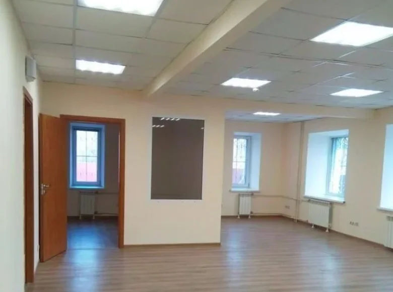 Office 1 811 m² in Moscow, Russia