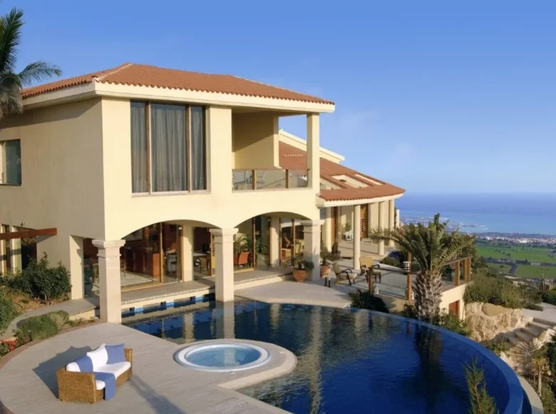 House 12 bedrooms 990 m² Kamares, Cyprus