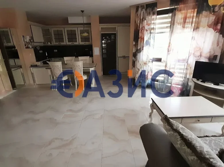 4 bedroom apartment 206 m² Sveti Vlas, Bulgaria