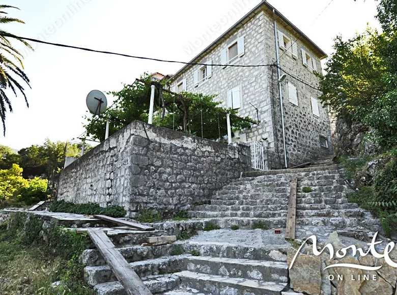 Вилла 4 спальни 130 м² Котор, Черногория