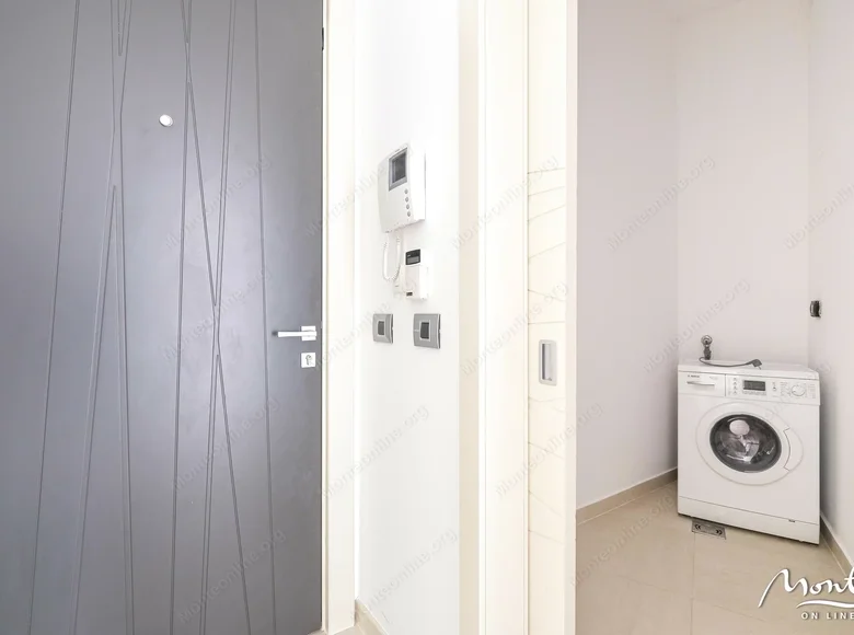 Wohnung 1 Schlafzimmer 87 m² Budva, Montenegro