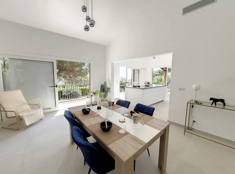 Haus 6 Zimmer 236 m² Antibes, Frankreich