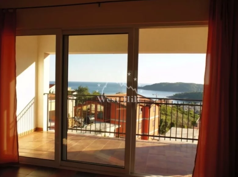 Haus 5 Zimmer 500 m² Becici, Montenegro