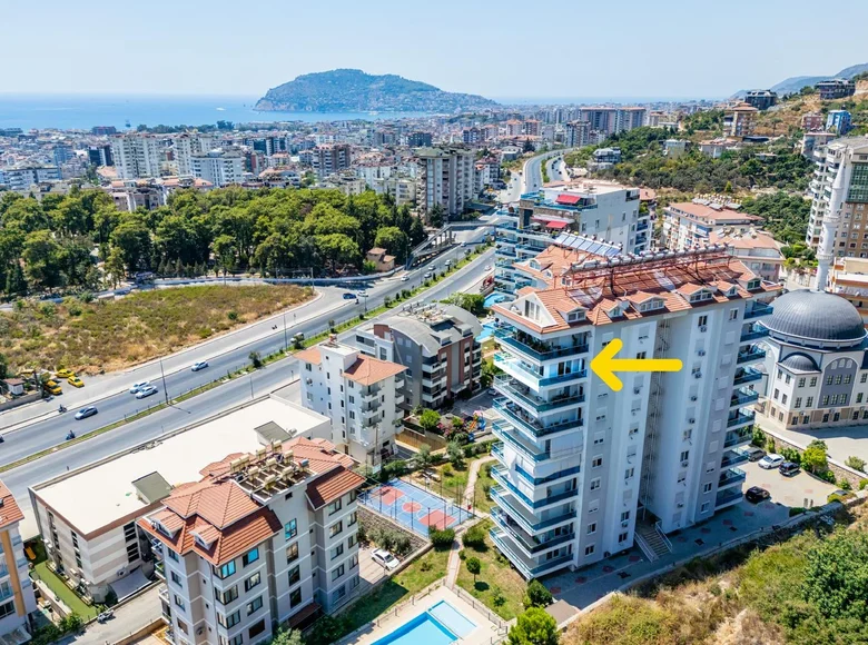 4 bedroom apartment 140 m² Muratpasa, Turkey